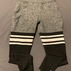 COPY - Bombshell Sportswear Leggings